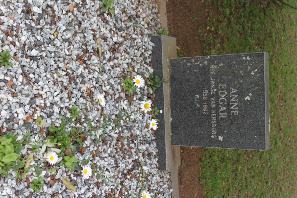 EDGAR Anne nee JANSE VAN RENSBURG 1958-1982