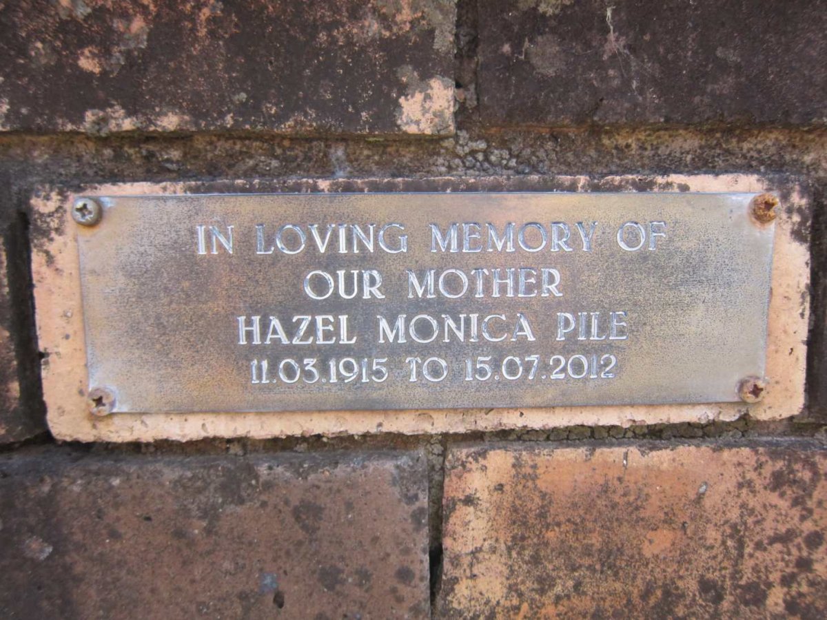 PILE Hazel Monica 1915-2012