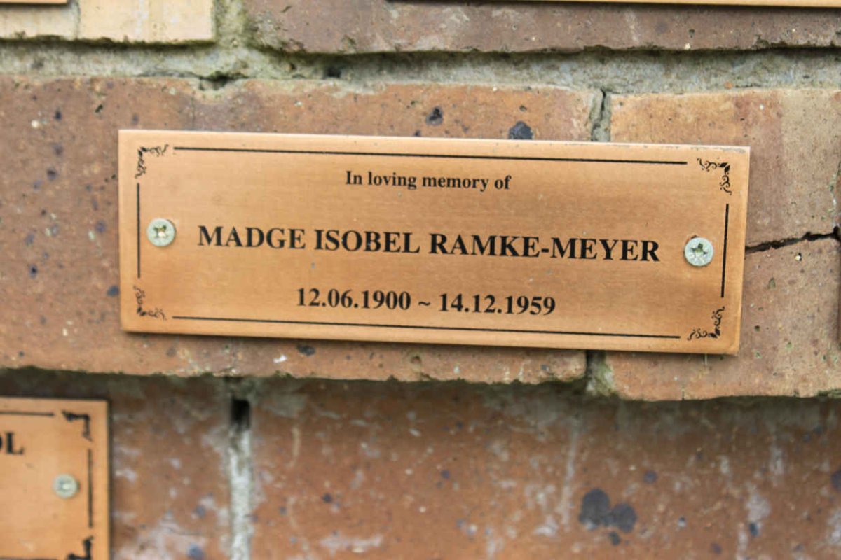 MEYER Madge Isobel Ramke 1900-1959