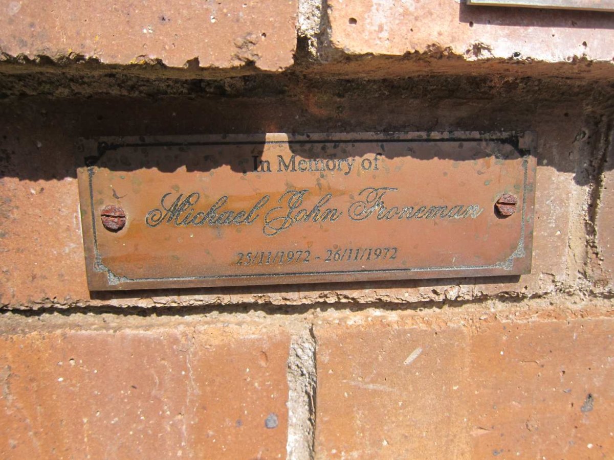 FRONEMAN Michael John 1972-1972