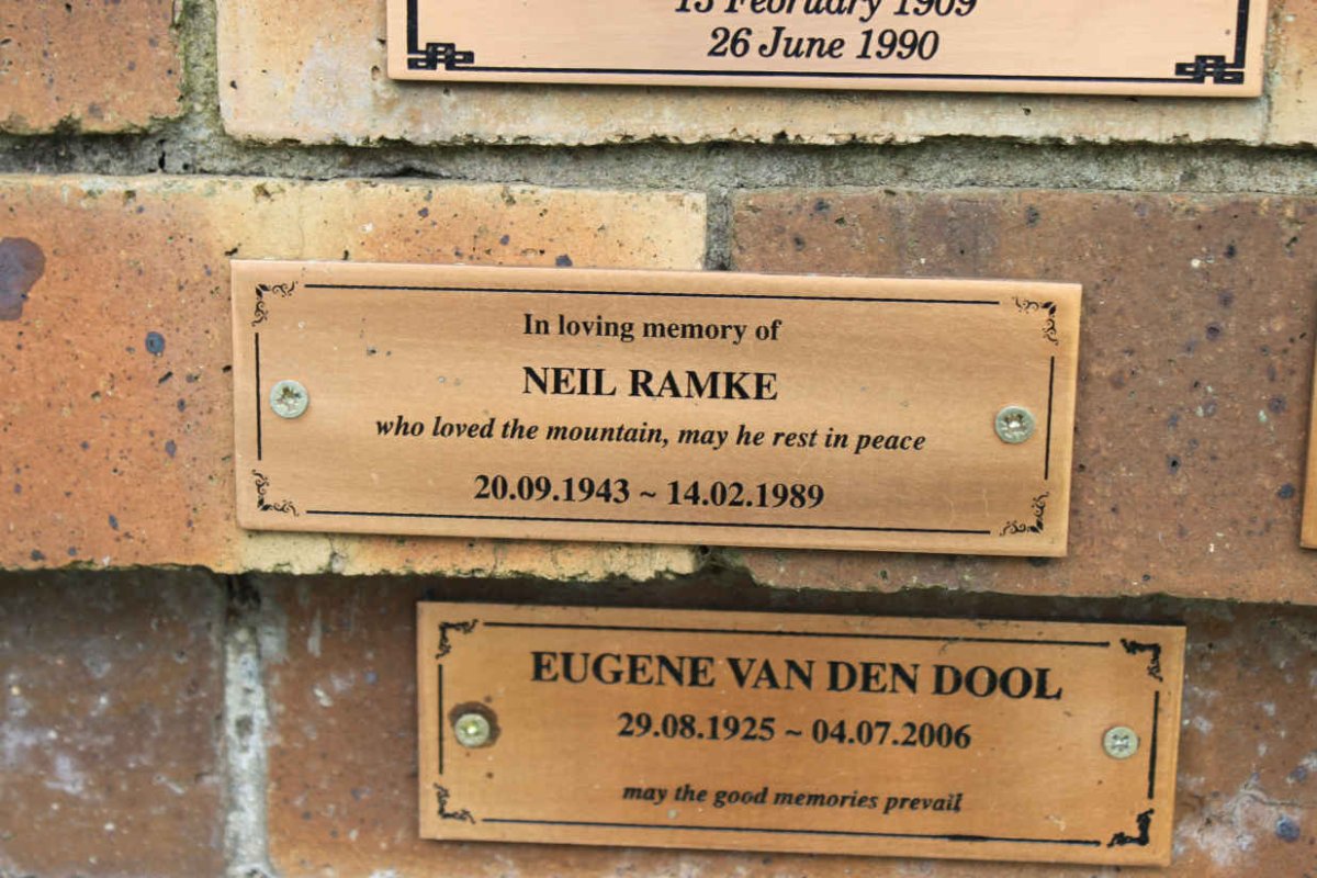 RAMKE Neil 1943-1989