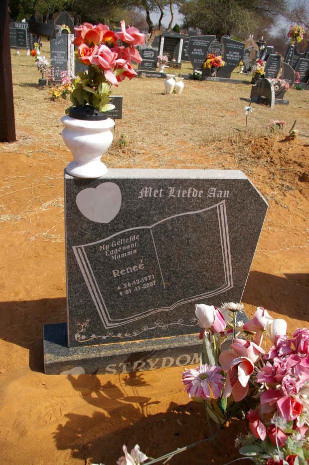 STRYDOM Reneé 1971-2007