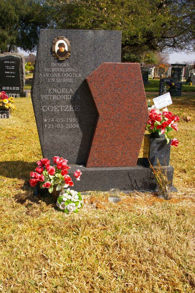 COETZEE Engela Petronella 1985-2004
