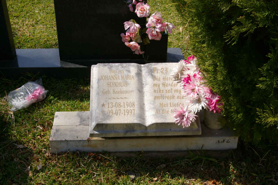 SLYKHUIS Johanna Maria nee KOEKEMOER 1908-1997