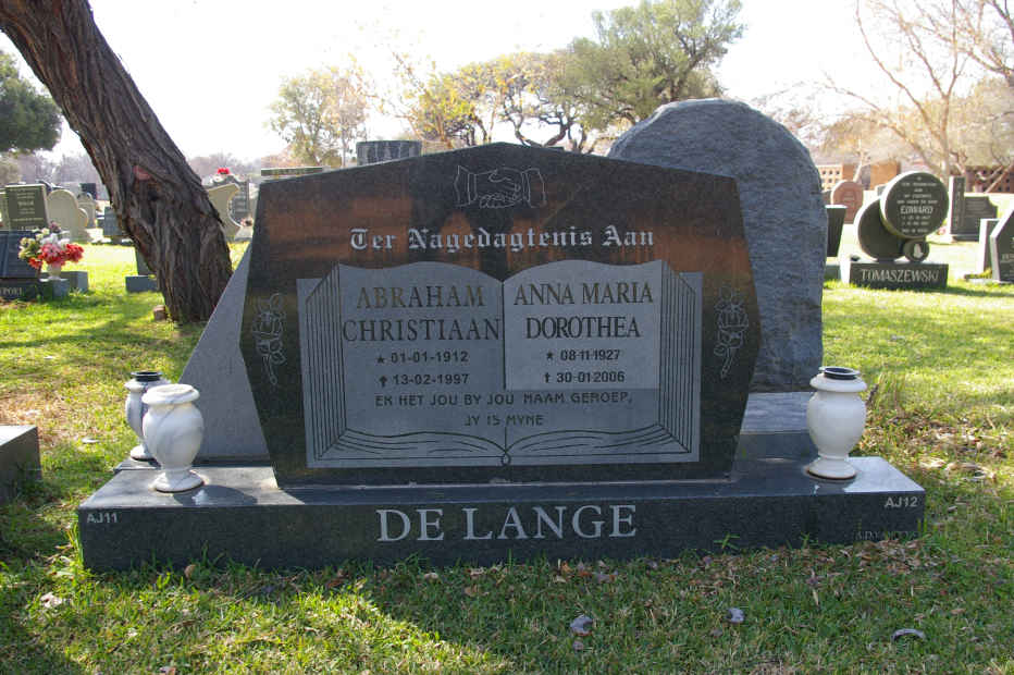 LANGE Abraham Christiaan, de 1912-1997 &amp; Anna Maria Dorothea 1927-2006