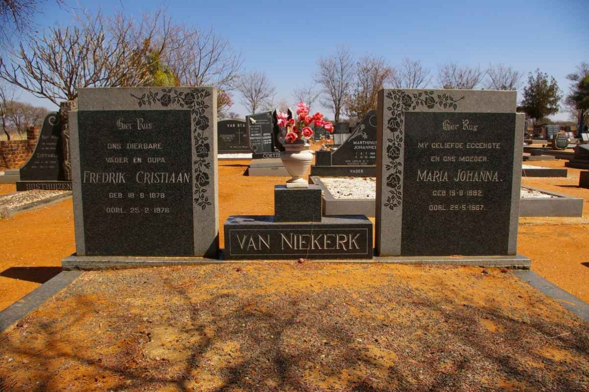 NIEKERK Fredrik Christiaan, van 1878-1978 &amp; Maria Johanna 1882-1987