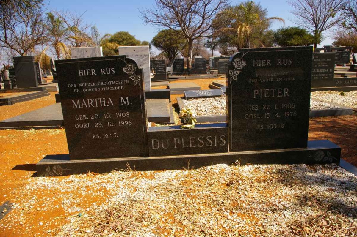 PLESSIS Pieter, du 1906-1978 &amp; Martha M. 1908-1995