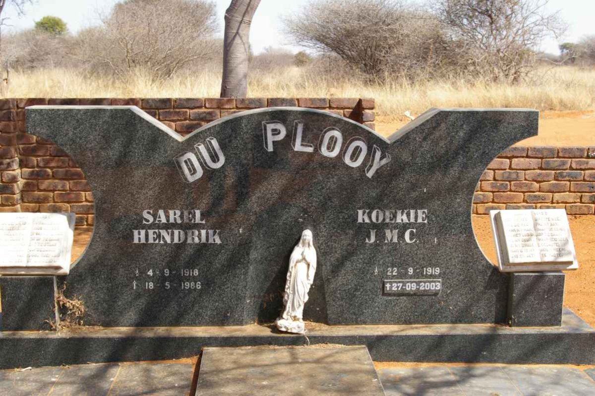 PLOOY Sarel Hendrik, du 1918-1986 &amp; J.M.C. 1919-2003