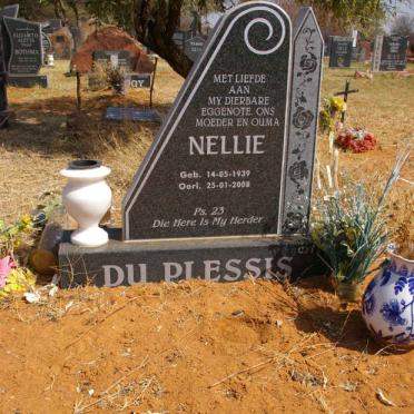PLESSIS Nellie, du 1939-2008