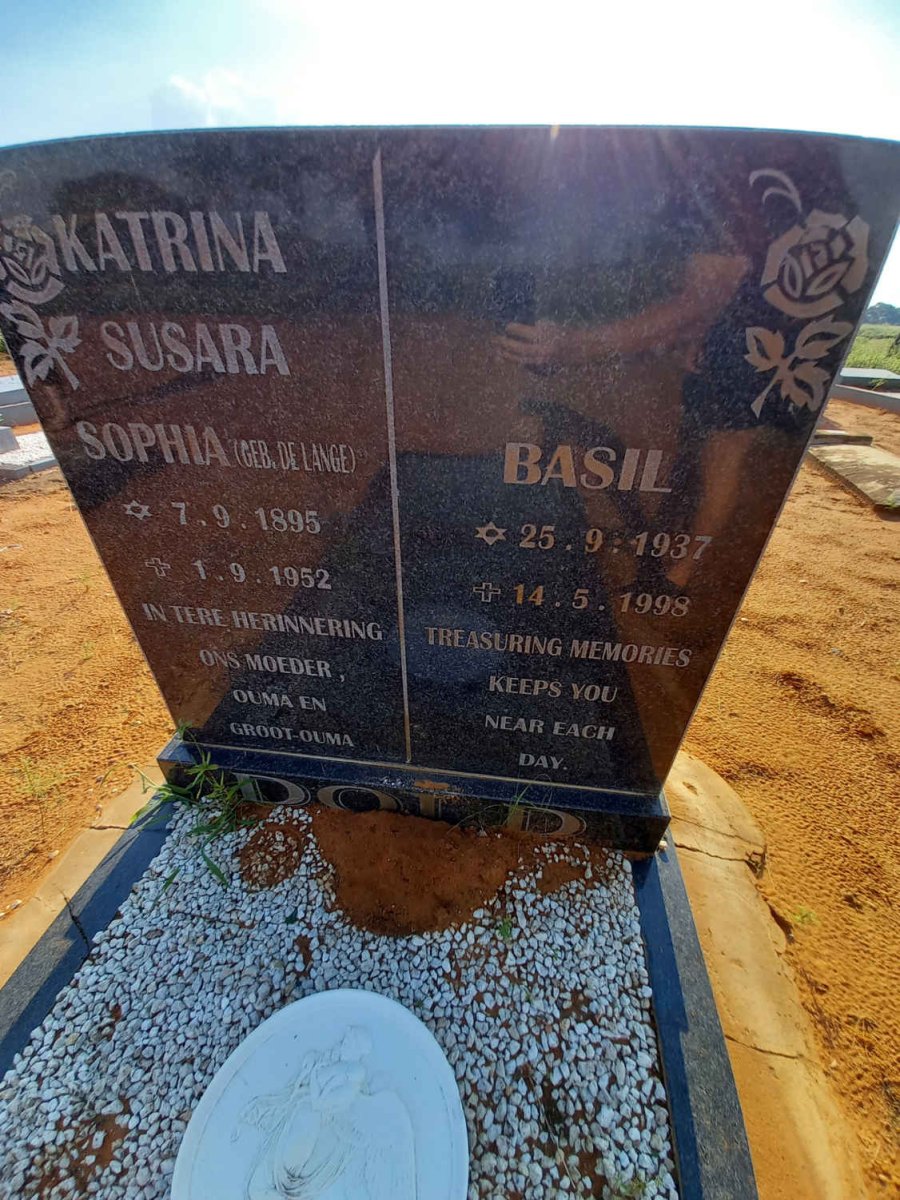 DOLD Katrina Susara Sophia nee DE LANGE 1895-1952 :: DOLD Basil 1937-1998