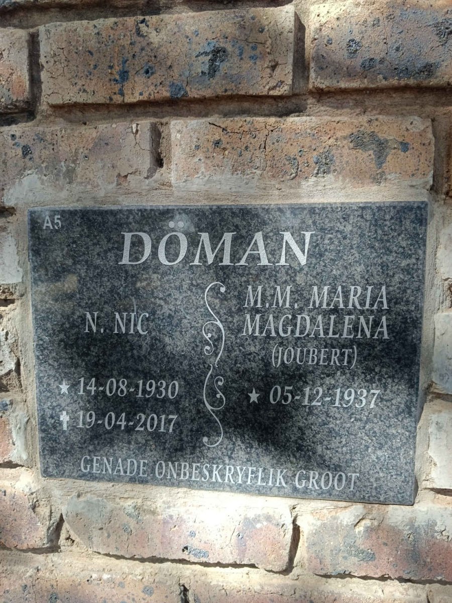 DOMAN N. 1930-2017 & Maria Magdalena JOUBERT 1937-