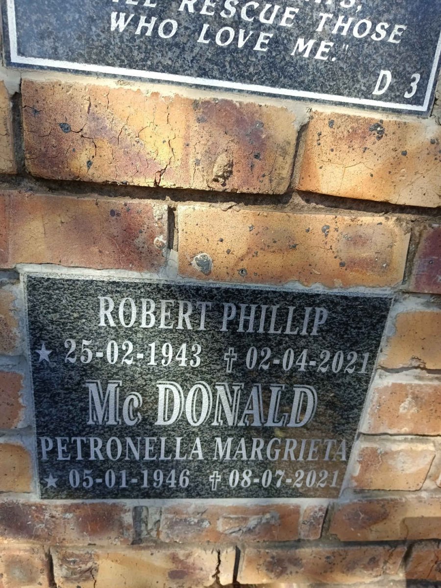 MCDONALD Robert Phillip 1943-2021 & Petronella Margrieta 1946-2021