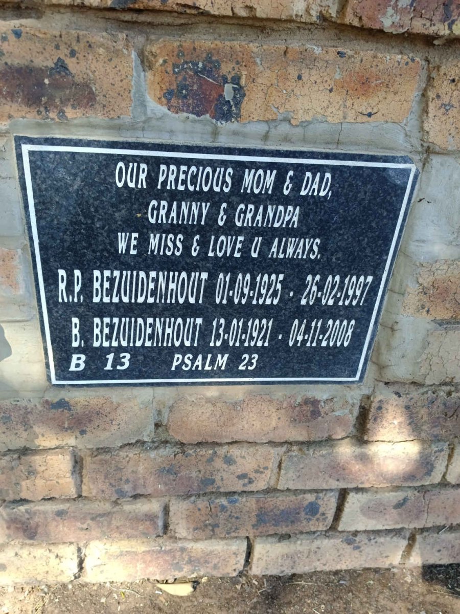 BEZUIDENHOUT R.P. 1925-1997 & B. 1921-2008