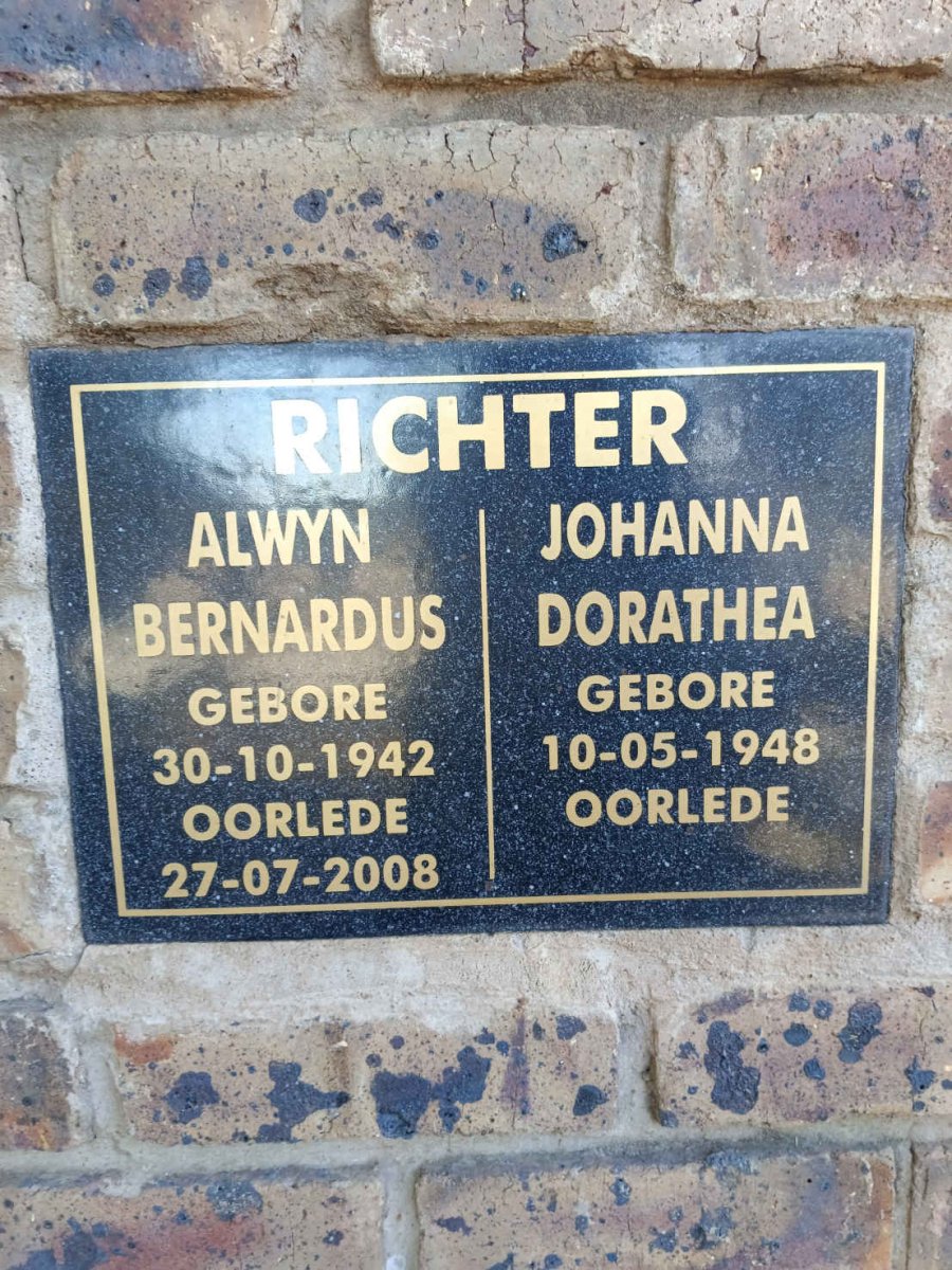 RICHTER Alwyn Bernardus 1942-2008 & Johanna Dorathea 1948-