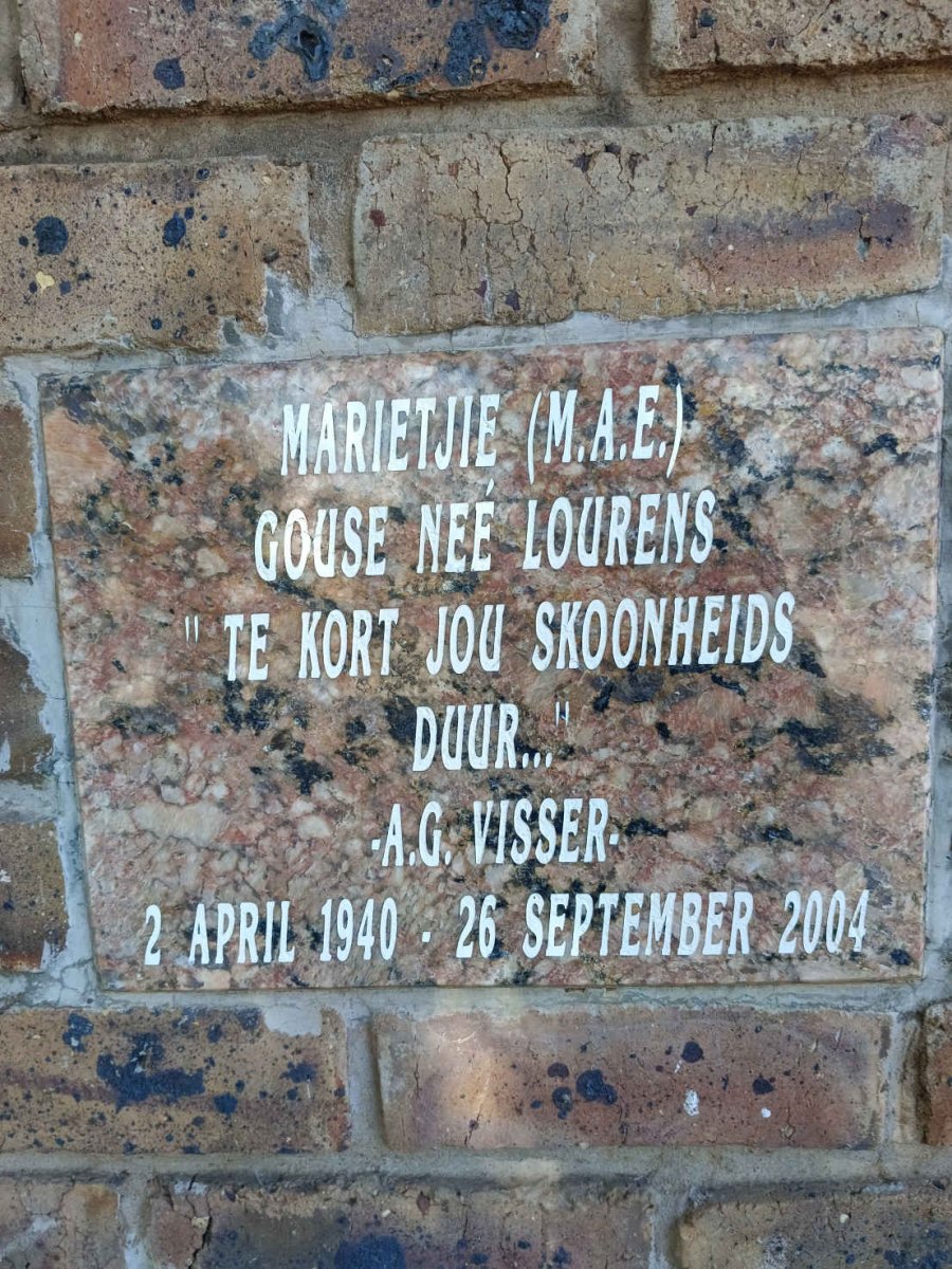 GOUSE M.A.E nee LOURENS 1940-2004