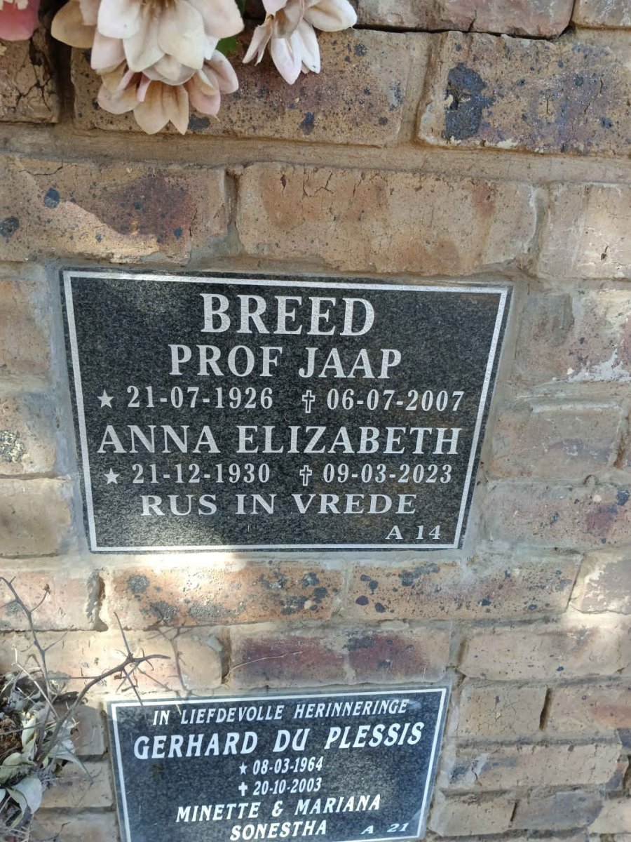BREED Jaap 1926-2007 & Anna Elizabeth 1930-2023