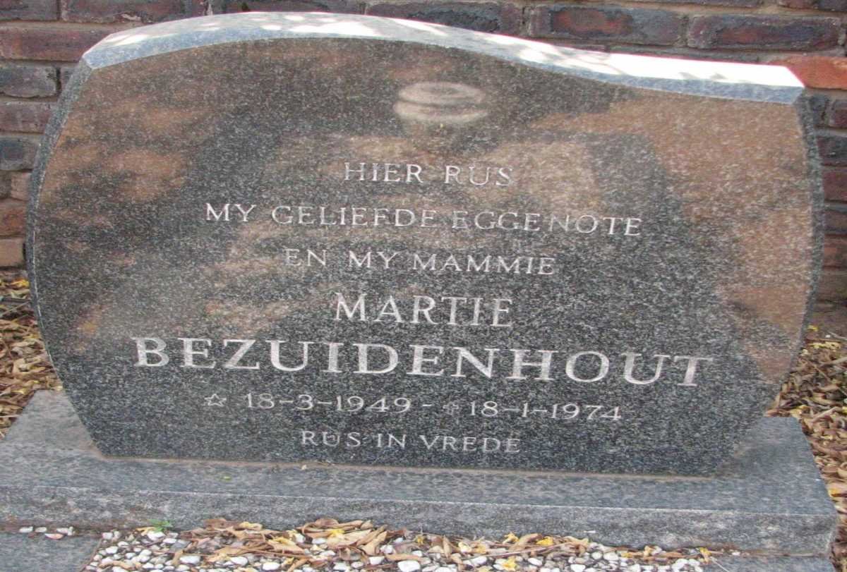 BEZUIDENHOUT Martie 1949-1974