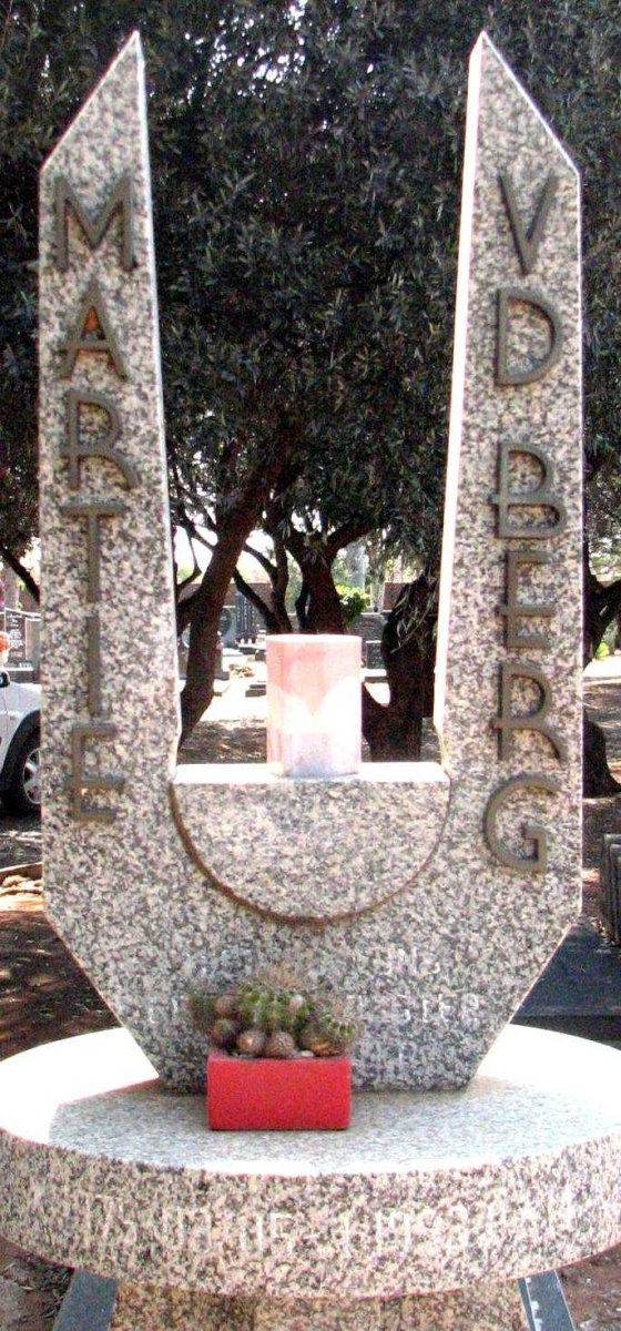 BERG Martie, v.d. 1975-1993