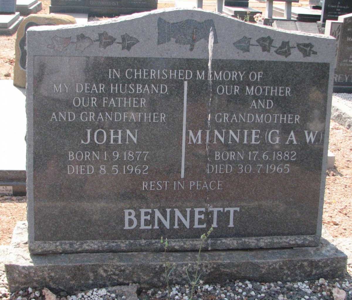 BENNETT John 1877-1962 &amp; Minnie G.A.W. 1882-1965