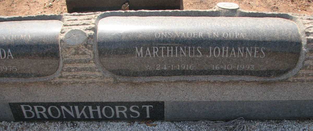 BRONKHORST Marthinus Johannes 1916-1993 &amp; Helena Gertruida 1918-1975
