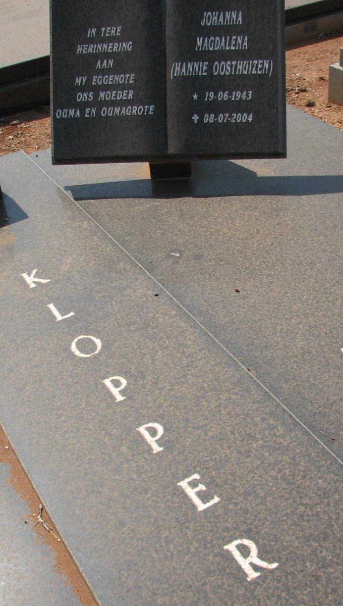 KLOPPER Johanna Magdalena nee OOSTHUIZEN 1943-2004