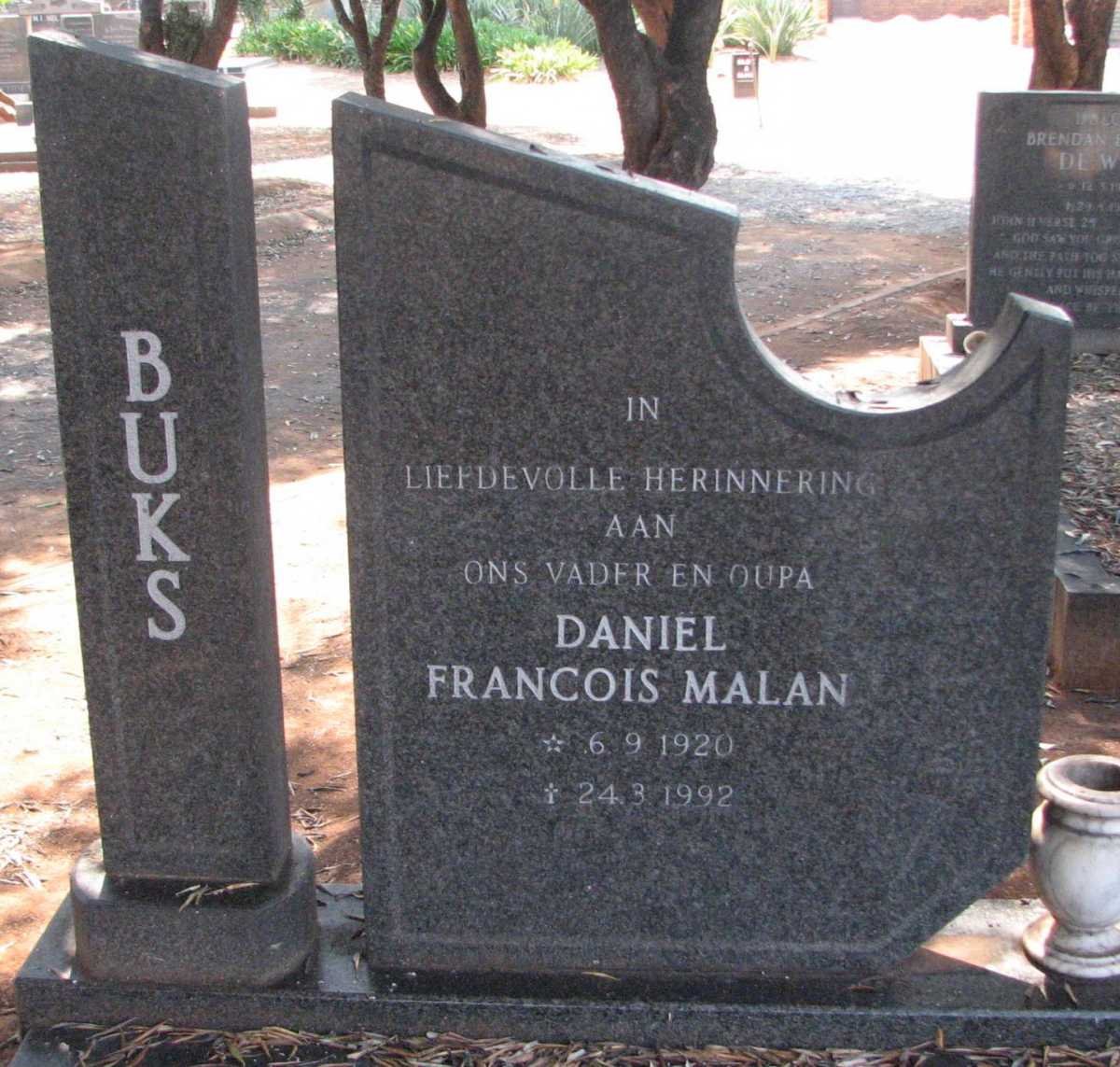 MALAN Daniel Francois 1920-1992 &amp; Susanna Elizabeth LATEGAN 1927-1989