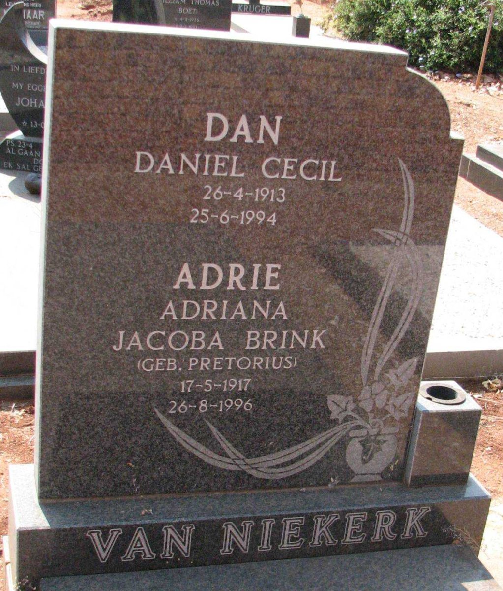 NIEKERK Daniel Cecil, van 1913-1994 &amp; Adriana Jacoba Brink PRETORIUS 1917-1996