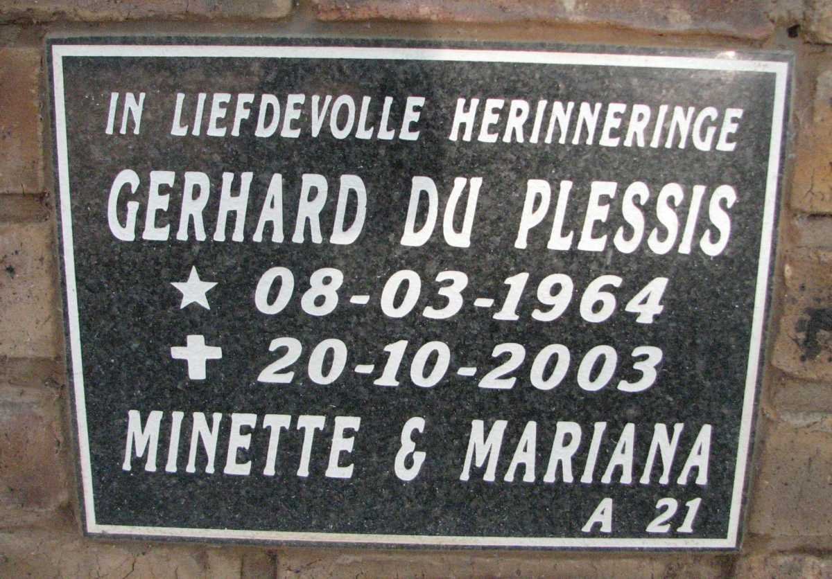 PLESSIS Gerhard, du 1964-2003