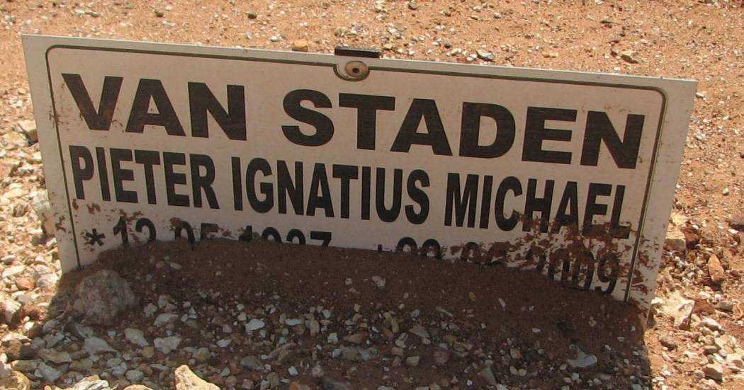STADEN Pieter Ignatius Michael, van 19??-2009