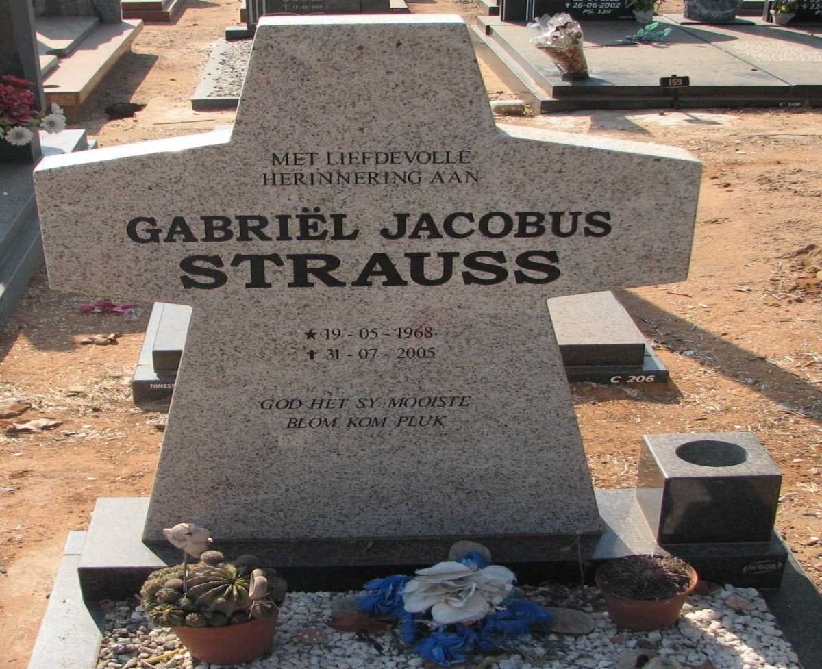 STRAUSS Gabriel Jacobus 1968-2005