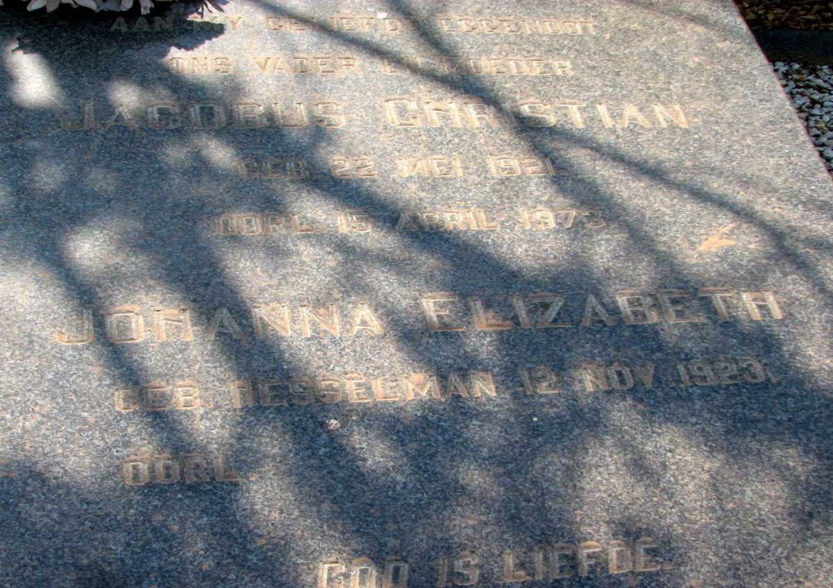 WYK Jacobus Christian, van 1921-1973 &amp; Johanna Elizabeth HESSELMAN 1923-