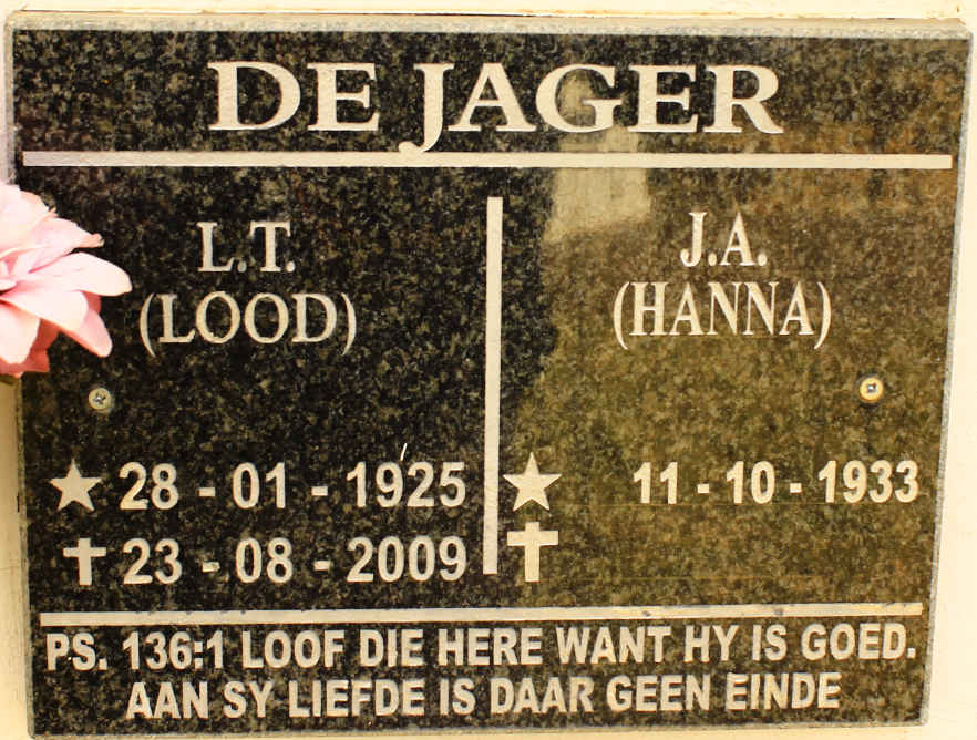 JAGER L.T., de 1925-2009 &amp; J.A. 1933-