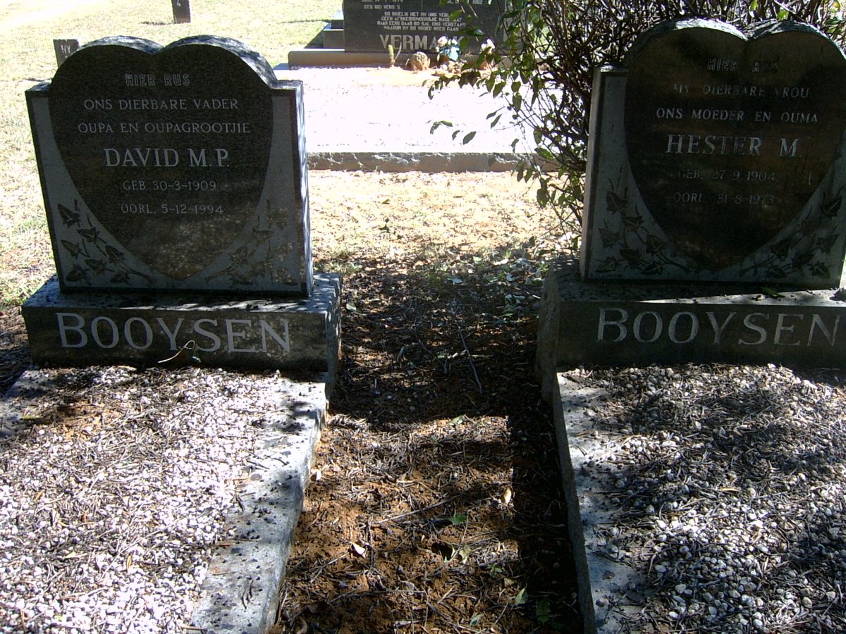 BOOYSEN David M.P. 1909-1994 &amp; Hester M. BOOYSEN 1904-1973