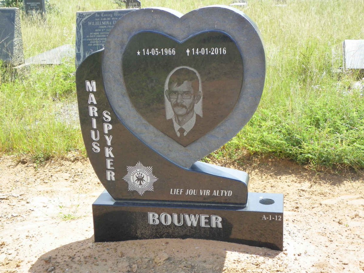 BOUWER Marius Spyker 1966-2016