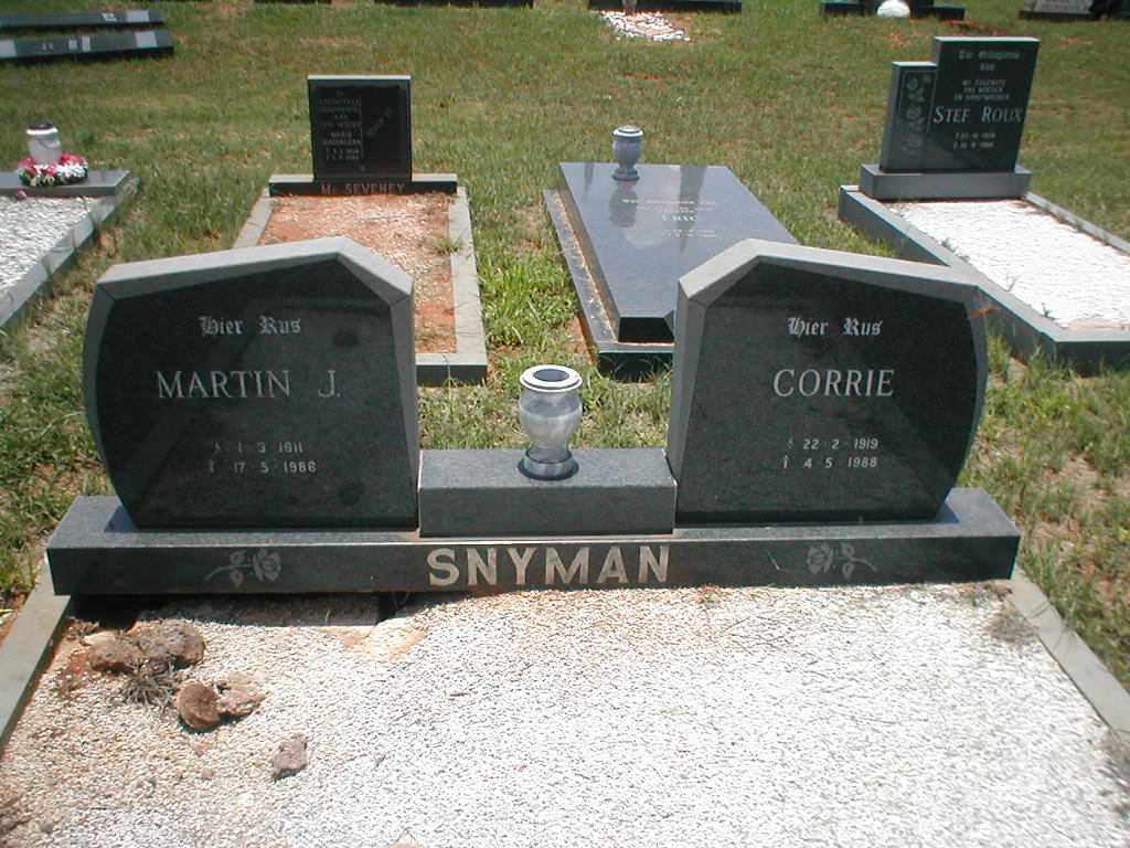 SNYMAN Martin J. 1911-1966 &amp; Corrie 1919-1988