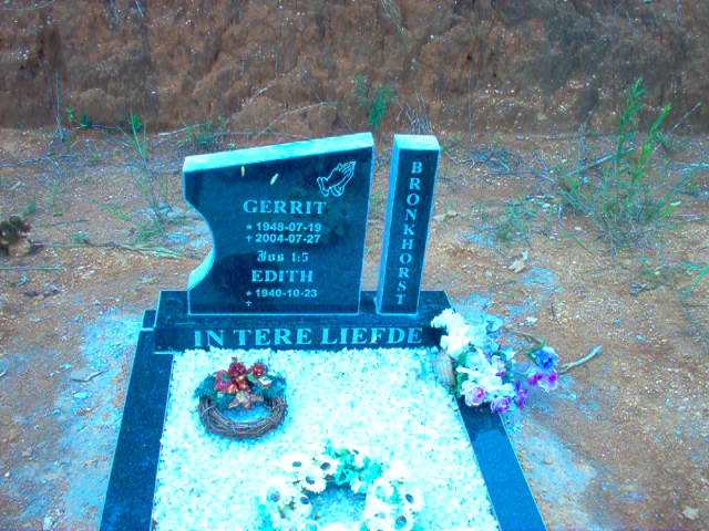 BRONKHORST Gerrit 1948-2004 &amp; Edith 1940-