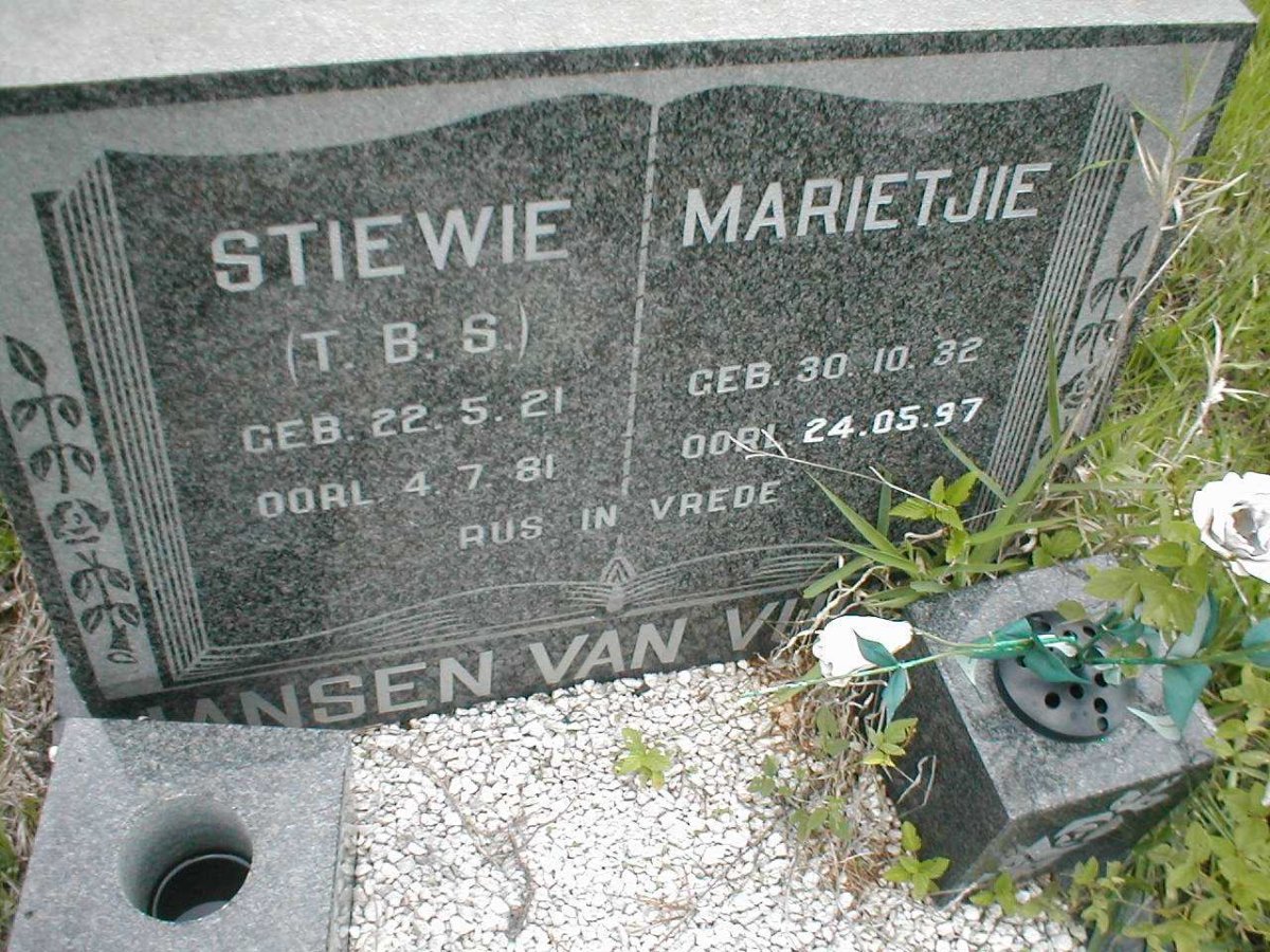 VUUREN T.B.S., Jansen van 1921-1981 &amp; Marietjie 1932-1997