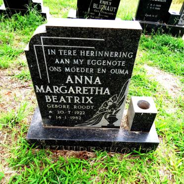 BEZUIDENHOUT Anna Margaretha Beatrix nee ROODT 1922-1982