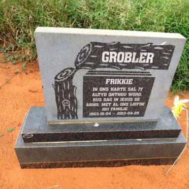 GROBLER Frikkie 1953-2013