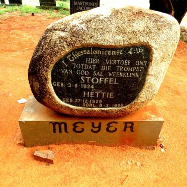 MEYER Stoffel 1924- & Hettie 1929-1986