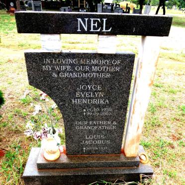 NEL Louis Jacobus 1931- & Joyce Evelyn Hendrika 1930-2002