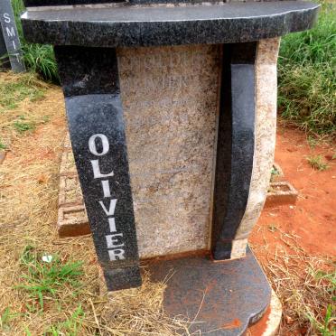 OLIVIER Dirk Arnoldus 1959-2015 & Joyce 1953-2010_1