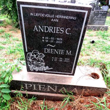 PIENAAR Andries C. 1929-2003 & Dienie M. 1934-2021