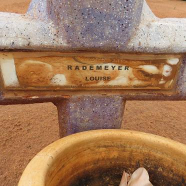 RADEMEYER Louise 
