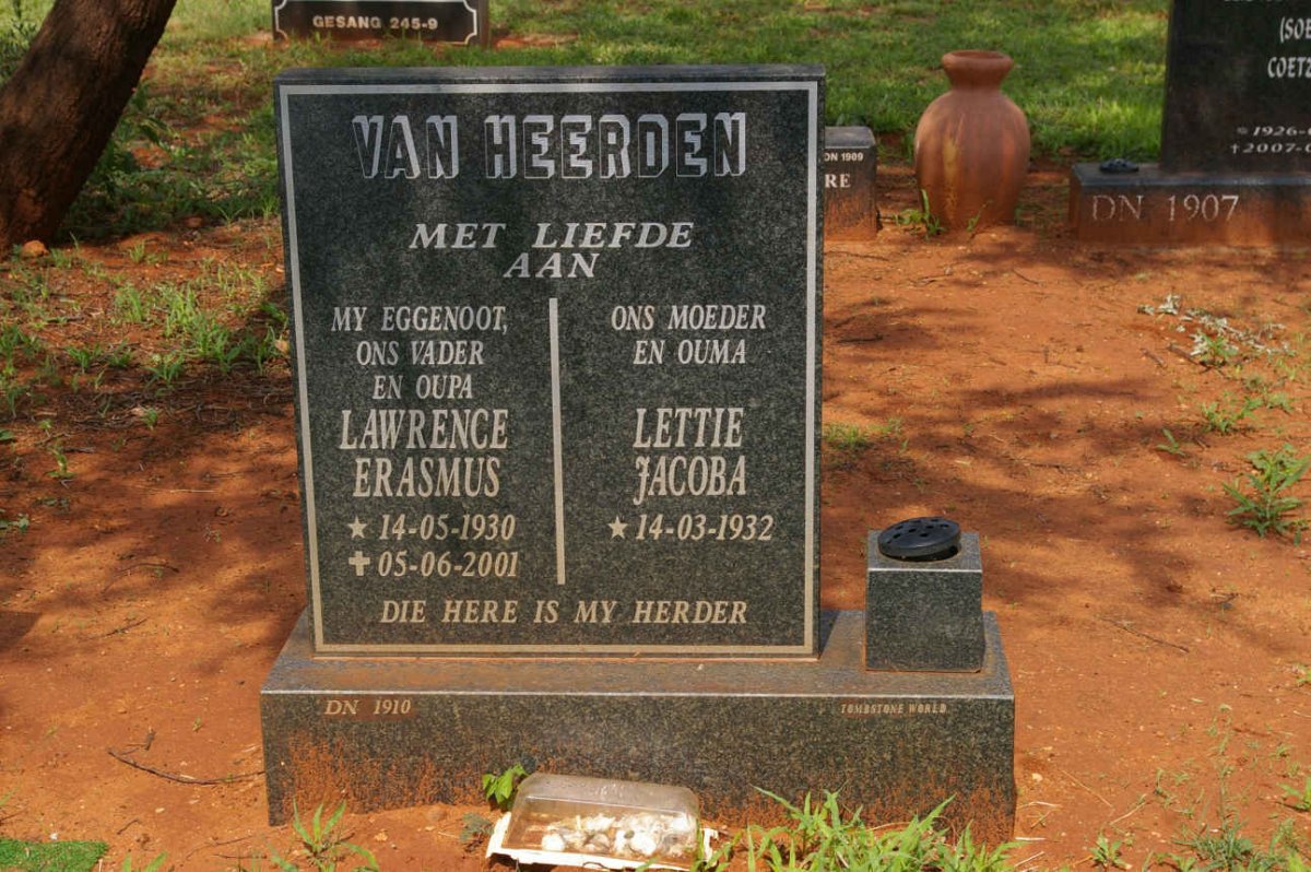 HEERDEN Lawrence Erasmus, van 1930-2001 &amp; Lettie Jacoba 1932-