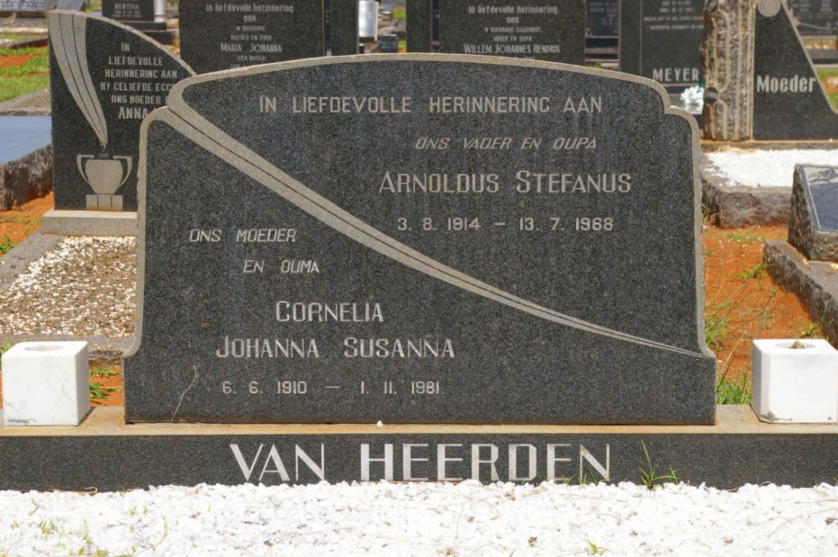 HEERDEN Arnoldus Stefanus, van 1914-1968 &amp; Cornelia Johanna Susanna 1910-1981