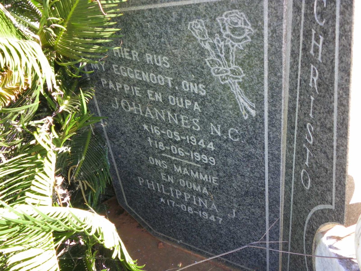 FOURIE Johannes N.C. 1944-1999 &amp; Philippina J. 1947-