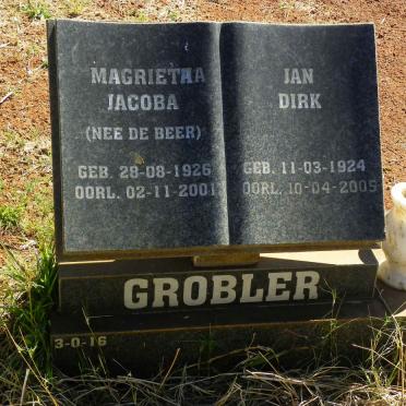 GROBLER Jan Dirk 1924-2005 & Magrietha Jacoba DE BEER 1926-2001