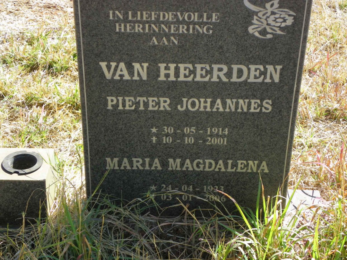 HEERDEN Pieter Johannes, van 1914-2001 & Maria Magdalena 1923-2006