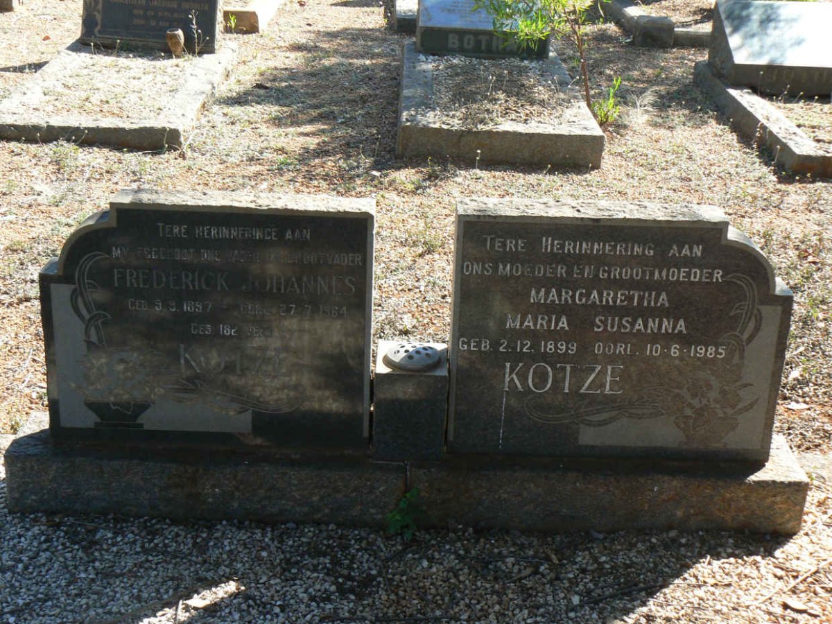 KOTZE Frederick Johannes 1897-1964 &amp; Margaretha Maria Susanna 1899-1985
